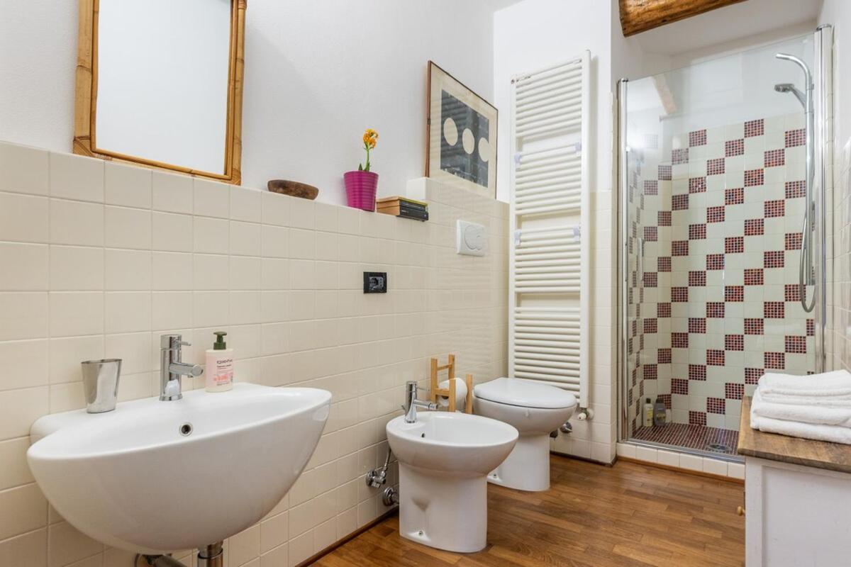 Monolocale Sui Tetti Di Bologna - Via Indipendenza Apartamento Exterior foto