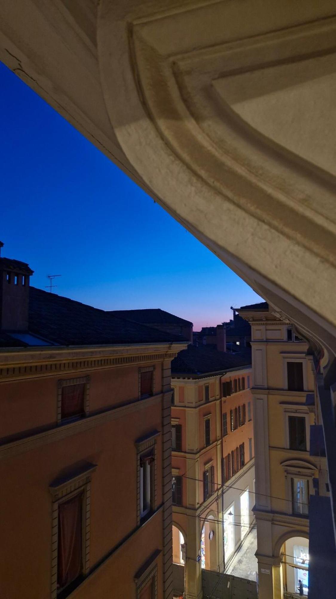 Monolocale Sui Tetti Di Bologna - Via Indipendenza Apartamento Exterior foto