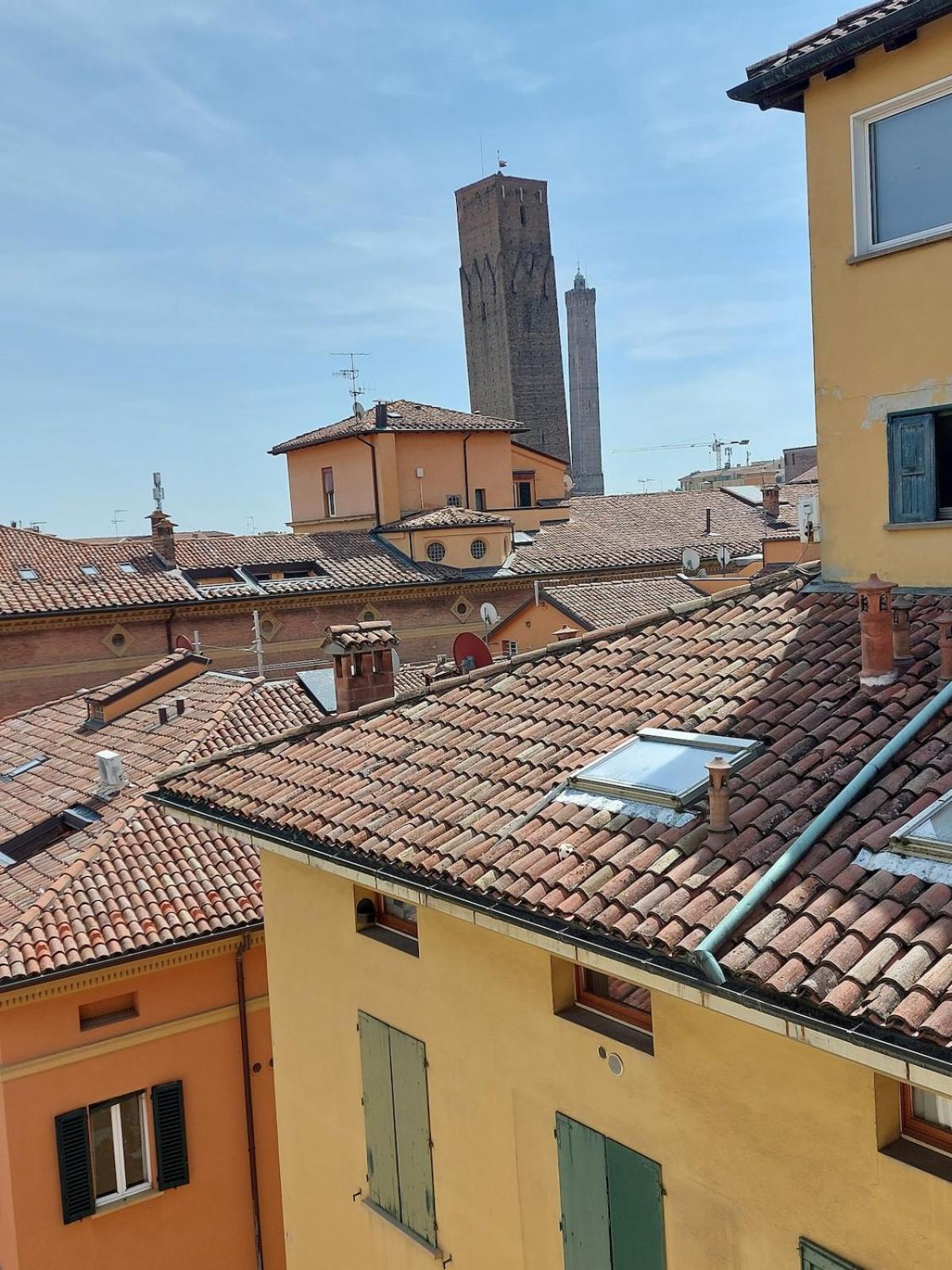 Monolocale Sui Tetti Di Bologna - Via Indipendenza Apartamento Exterior foto